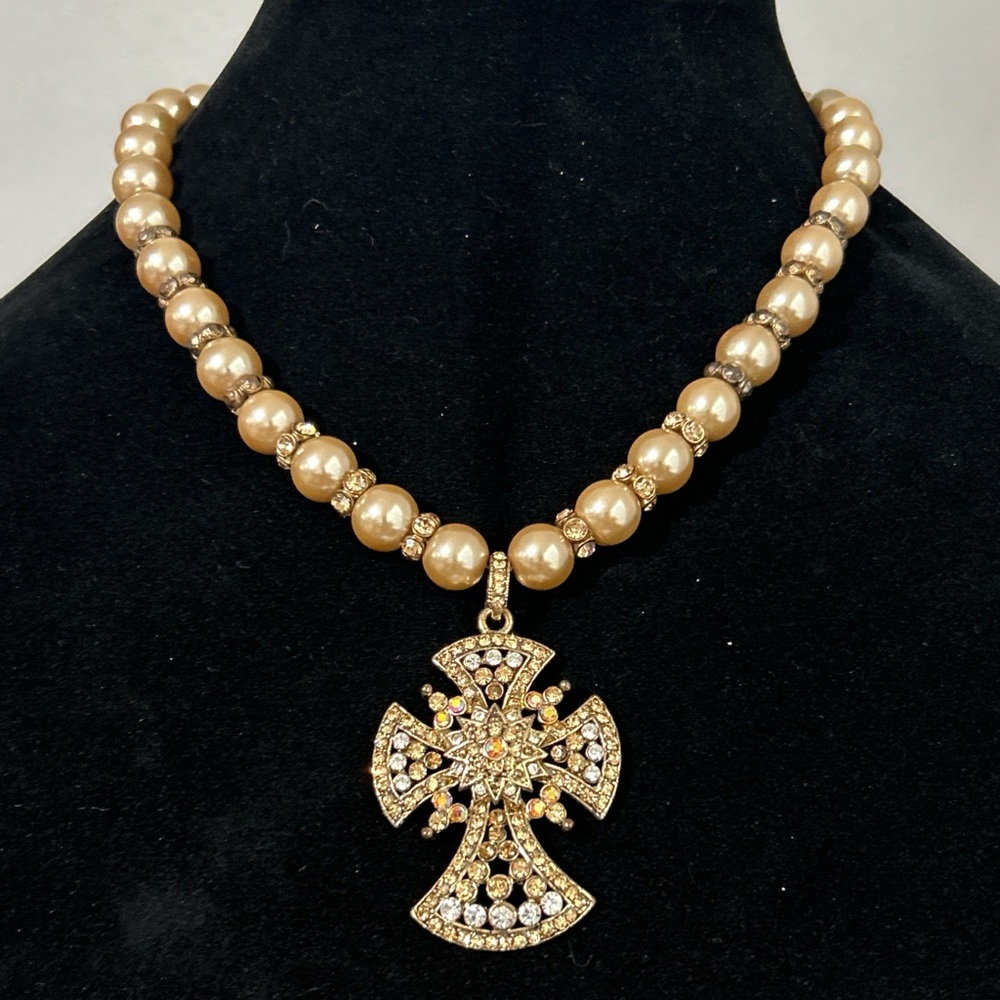 Elegant Gold Pearl Necklace with Cross Pendant